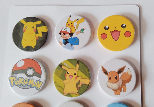 Imagem 3 de 7 de Cartela De Bottons Pokemon | Broche | Pikachu | Charmander