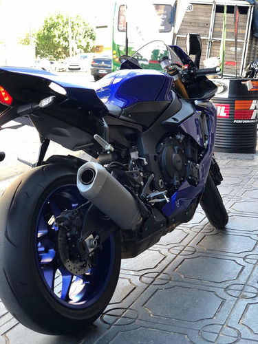 Yamaha Yzf R1