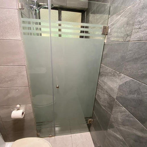 Cancel De Baño Vidrio Templado De 10mm, Modelo Abatible 1 M