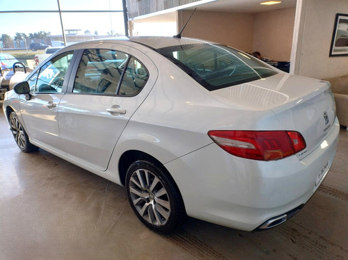 Peugeot 408 1.6 Allure 115cv