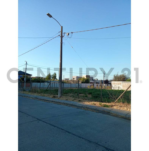 Terreno En Venta, A Cuadras Mall Vivo