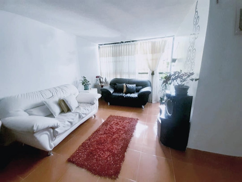 Imagen 3 de 11 de Venta De Apartamento En El Solar De La Quinta, Los Teques. Ofx