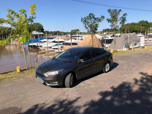 Ford Focus III 1.6 Sedan S