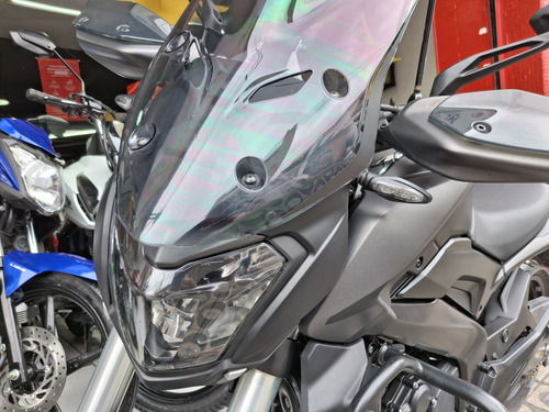 Bajaj Dominar 400 Ano 2025
