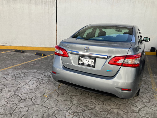 Nissan Sentra 1.8 Advance Mt