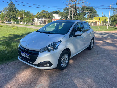 Peugeot 208 1.2 Allure 82cv 5p