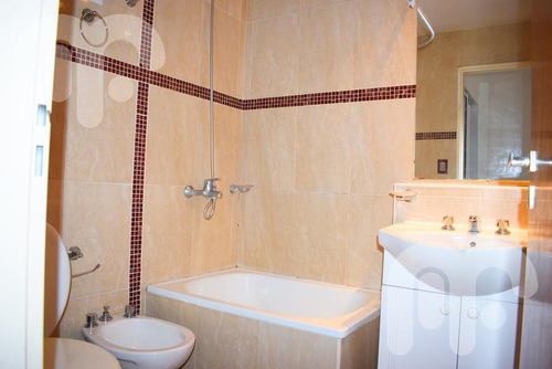 Imagen 11 de 12 de Venta Departamento - La Plata