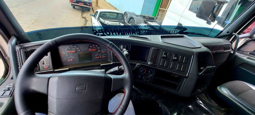 Imagem 6 de 7 de Volvo Fm 370 Ano 2014 Teto Alto Todo Revisado Sem Detalhes
