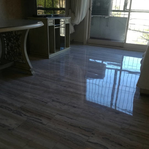 Imagen 1 de 7 de Pulido Y Plastificado De Pisos De Madera Mosaicos Y Marmol!