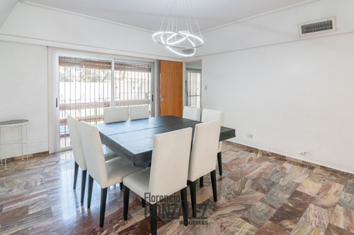 Venta De Casa 5 Ambientes En Liniers