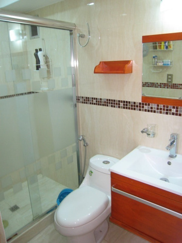 Imagen 13 de 23 de Amg Platinum Vende, Espectacular Ph Duplex 125m2 En La Urb. Quebrada Honda