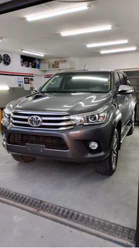 Toyota Hilux 2.8 Cd Srx 177cv 4x4 At