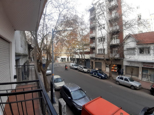 Imagen 5 de 7 de Departamento 1 Ambiente A La Calle Con Balcon En Venta En Mar Del Plata