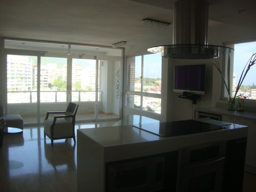 Imagen 7 de 14 de Vendo Muelle Y Apartamento Exclusivo En Caraballeda