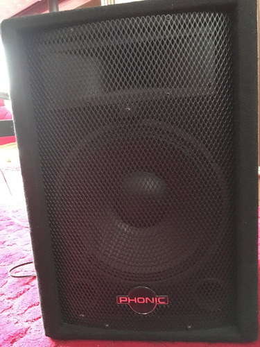 Imagen 4 de 6 de Mezcladora Amplificadora De 6 Canales Phonic 620r A 200 W