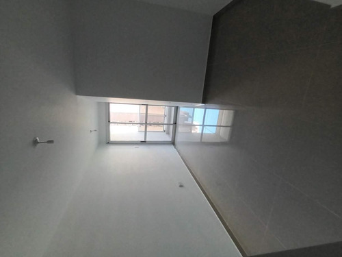 Imagen 8 de 12 de Departamento . 2 Dormitorios . Rodas Palacio . Derqui N° 279 . Nueva Córdoba