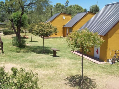 Vendo Complejo De 4 Cabañas A Reciclar Y Equipar