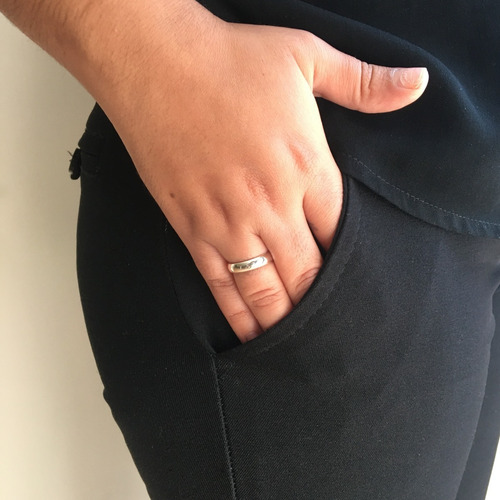 Imagen 7 de 10 de Argolla De Plata 925 De 4mm De Matrimonio Agálea Joyería