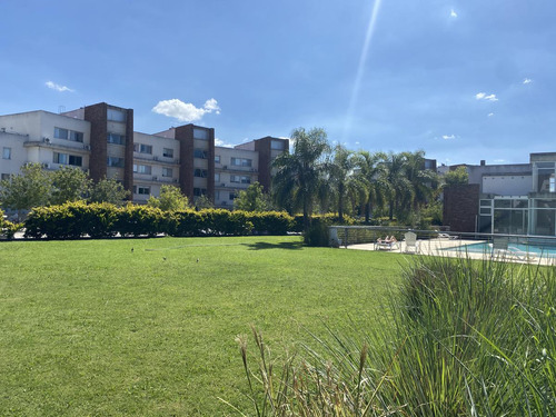 Departamento Dos Amb. En Venta Con Renta, Santa Barbara, Complejo Pradera