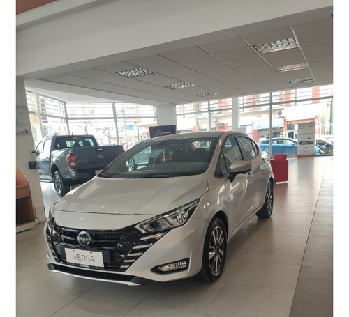 Nissan Versa 1.6 Advance At