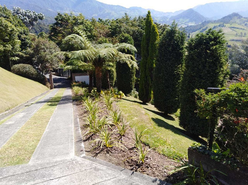Venta Casa Campestre Conjunto Cerros Alhambra, Manizales Cod 3736917