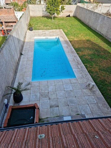 Chalet 5 Amb Barrio Caisamar Lote 10x43 Mar Del Plata En Ven