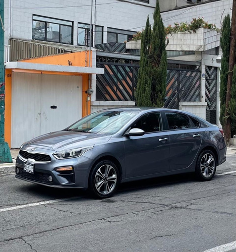 Imagen 1 de 15 de Kia Forte