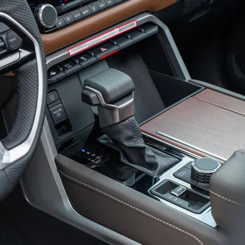 Toyota Sequoia 3.5 V6 1974 Edition 4X4