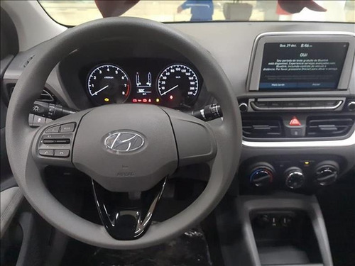 Imagem 8 de 10 de Hyundai Hb20s 1.0 Evolution 12v Felx 4p Manual