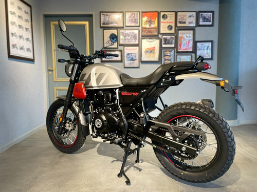 Imagen 6 de 25 de Royal Enfield Scram 411 0km
