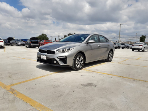 Imagen 1 de 11 de Kia Forte 2021 2.0 Lx 4 P Mt