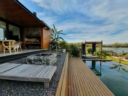 Casa En Venta Ubicado En Muelles, Puertos, Escobar