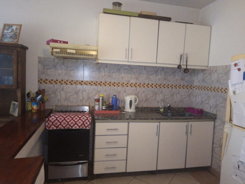Imagen 5 de 13 de Departamento En Venta Cond En Banfield Oeste