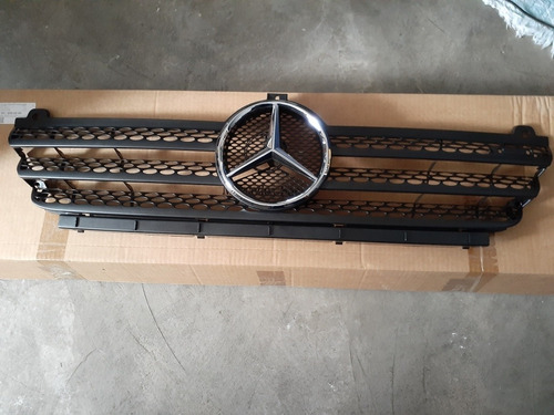 Parrilla Mercedes Benz Sprinter Original 