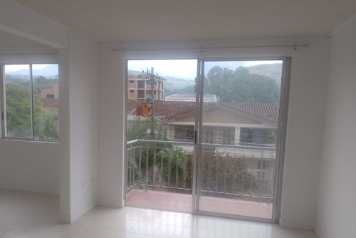 Venta Apartamento De 70mts2, En Pampa-linda, Sur De Cali 10695.