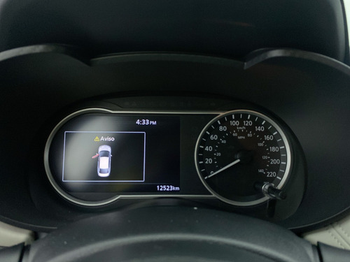 Imagen 18 de 25 de Nissan Versa Exclusive At 1.6