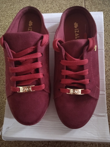 Imagem 4 de 5 de Sapatos Masculino E Feminino 99,00