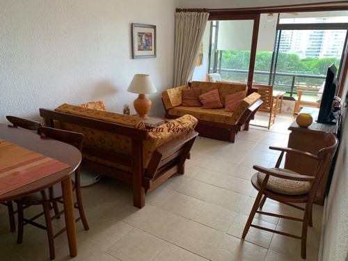 Imagen 12 de 30 de Venta Apartamento 1 Dormitorio Y Medio En Playa Brava