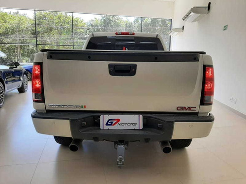 Hummer Sierra Denali