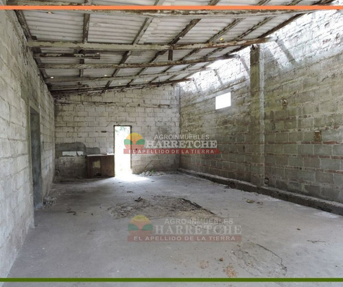 Imagen 16 de 25 de Chacra 3 Has En Melilla, Zona Uam, Cno Polvorin, Construcciones A Reciclar.