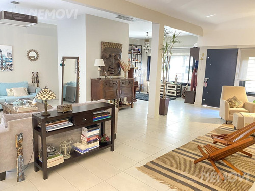 Imagen 8 de 30 de Si Amas A Tu Familia, Comprále Esta Casa Que Es Un Sueño (terraza Jardin Quincho) Devoto