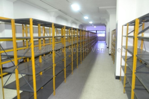 Imagen 4 de 12 de Edificio Industrial En Alquiler Urb. Los Cortijos De Lourdes # 23-9874