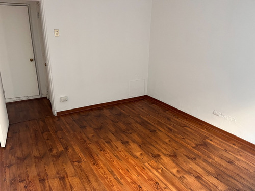 Excelente Y Acogedora Oficina Con Cocina Y Baño