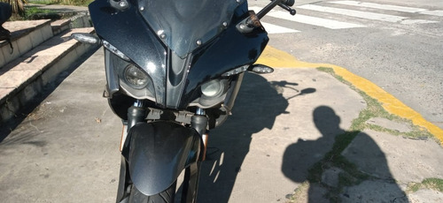 Rouser Rs