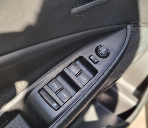 Chevrolet Onix 1.0T Premier L At