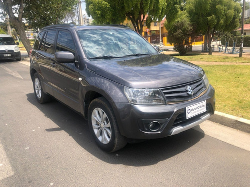 Imagen 3 de 11 de Suzuki Grand Nomade Glx 2.4 Aut 2014