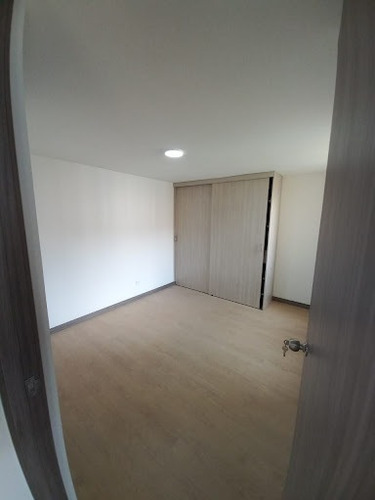 Imagen 6 de 10 de Apartamento En Venta Calasanz 472-3052