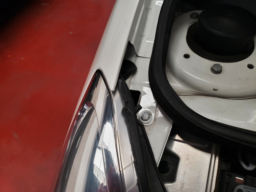 Imagen 11 de 19 de Peugeot 207 Compact Allure 2014