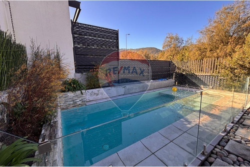 Venta Casa En Valle Escondido ,en Condominio