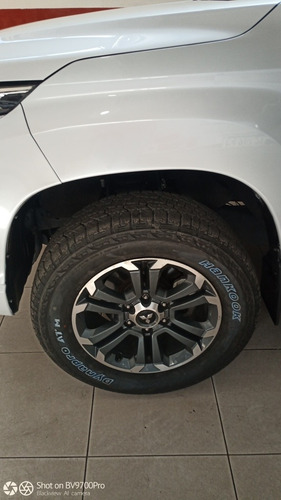 Imagen 8 de 15 de Mitsubishi L200 2019 2.4 Di-d High Power 181cv Cuero